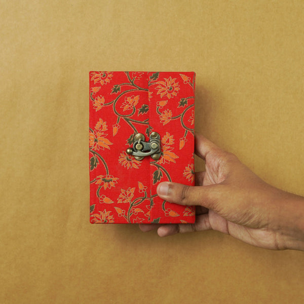 Scarlet Vine – Locked Letters - Mini (4×6)