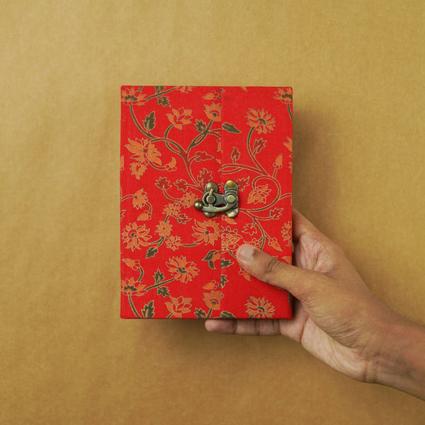 Scarlet Vine – Locked Letters - Regular (5x7)
