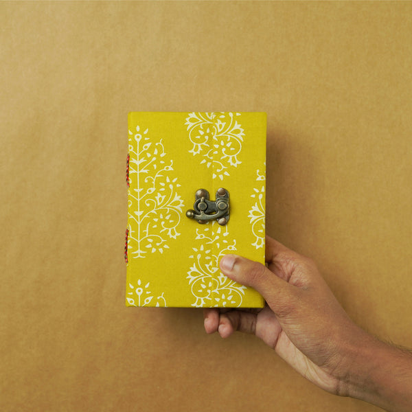 Marigold Memoir – The Story Keeper - Mini (4×6)